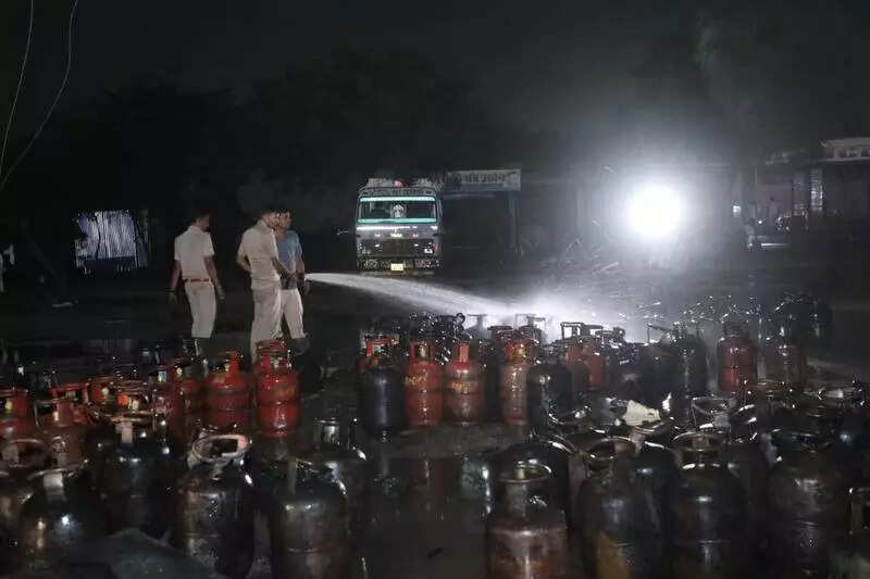 msid 124396936,imgsize 27510 https://jaipur.visitinrajasthan.com/wp-content/uploads/2023/10/cropped-cropped-R-2.png