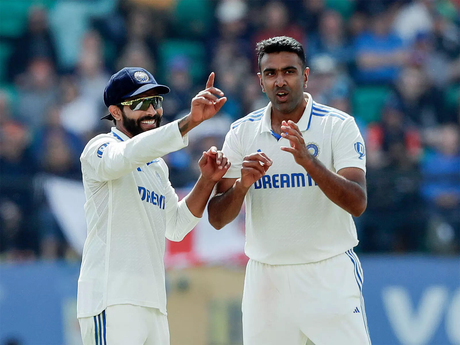 Jadeja misses Ashwin; spin legend gives witty reply - 'Jitna faayda hai ...'