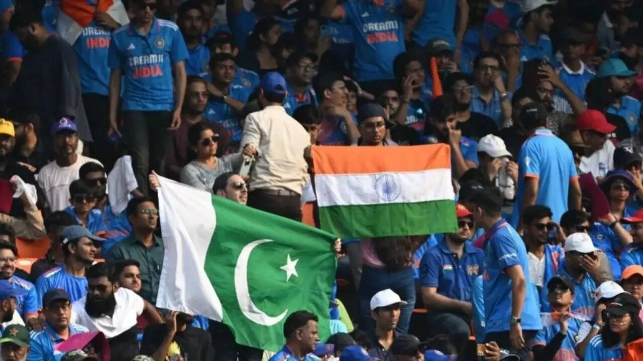 Pakistan issue warning before India clash: 'If India don't shake hands '
