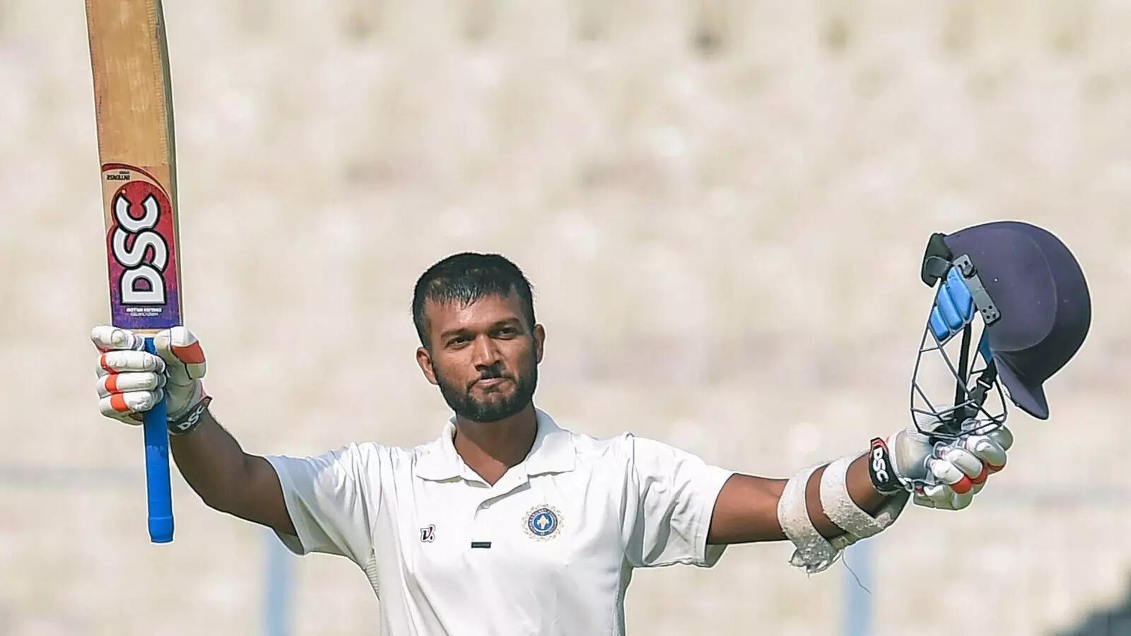 Embarrassing! Former selectors 'surprised' Jalaj Saxena never played for India - watch video