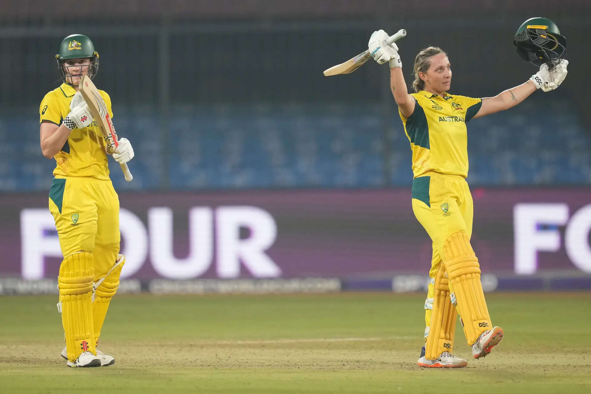 Women's WC: Sutherland anchors AUS's chase with fifty after ENG strike early on
