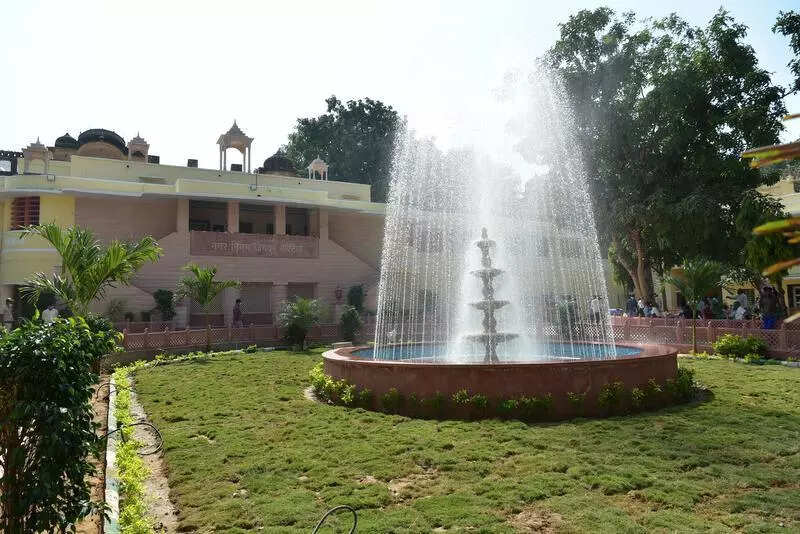 msid 124817513,imgsize 78210 https://jaipur.visitinrajasthan.com/wp-content/uploads/2023/10/cropped-cropped-R-2.png