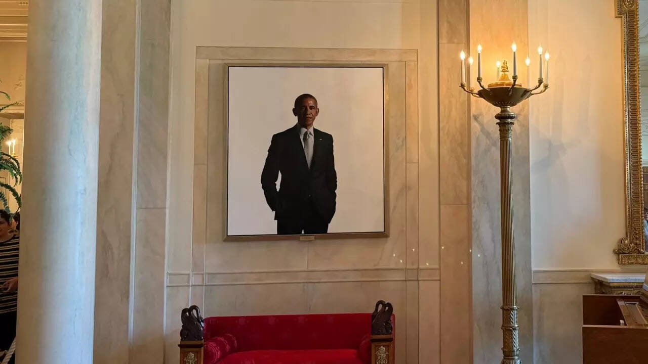 'Obamas were not happy': US ex-president fumed over Pelosi’s swift endorsement of Kamala Harris — Report