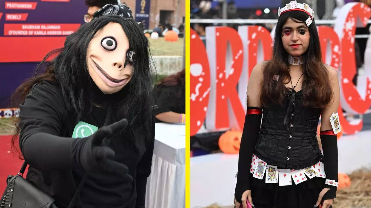(L-R) Cosplayer Devyani Banerjee and cosplayer Priyanshi Mendiratta as Queen of Hearts