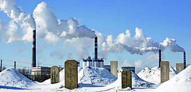 Climate plans show emissions dip, but far from 1.5°C goal: UN