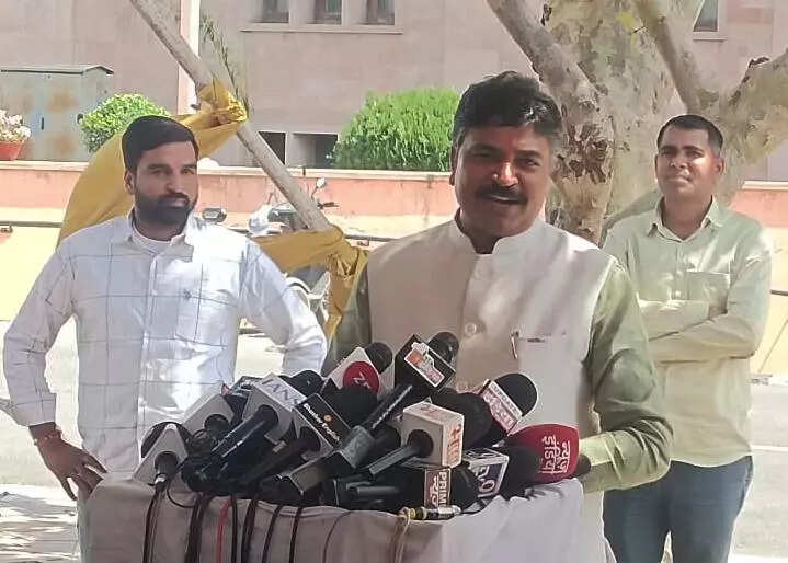 msid 124918953,imgsize 43940 https://jaipur.visitinrajasthan.com/wp-content/uploads/2023/10/cropped-cropped-R-2.png