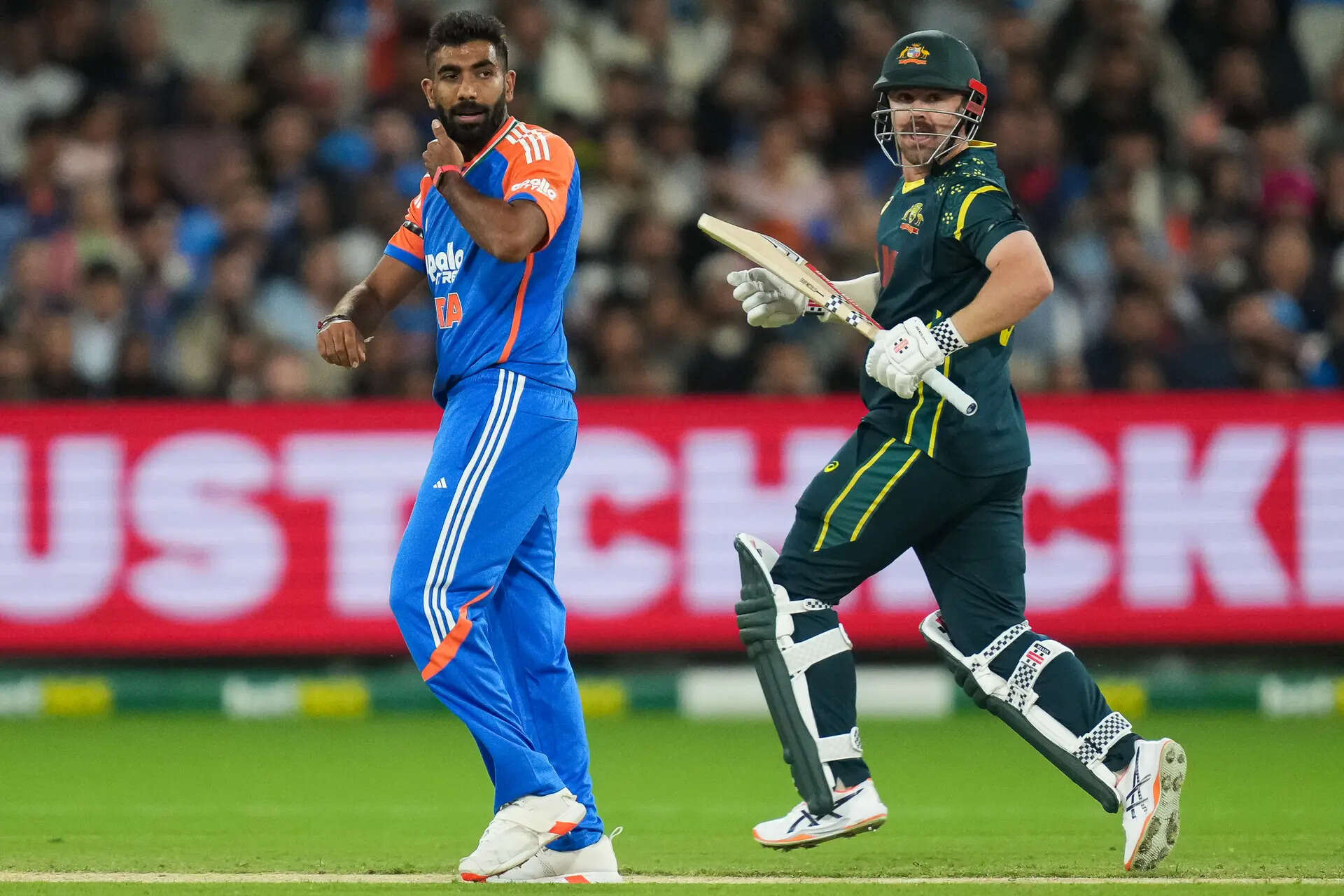 'Trying too hard ...': Robin Uthappa dissects Jasprit Bumrah's off day vs Australia