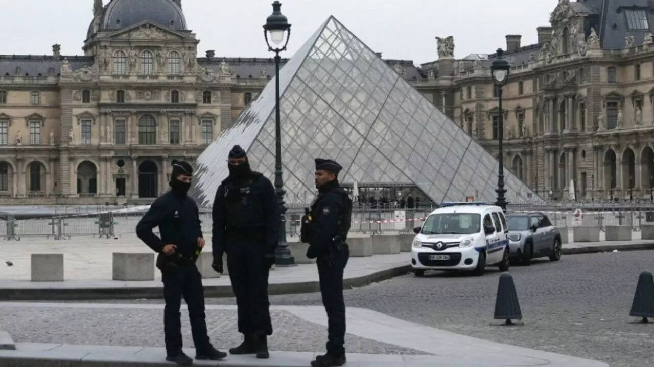 Louvre heist: 30-year-old woman charged with criminal conspiracy in Paris museum theft