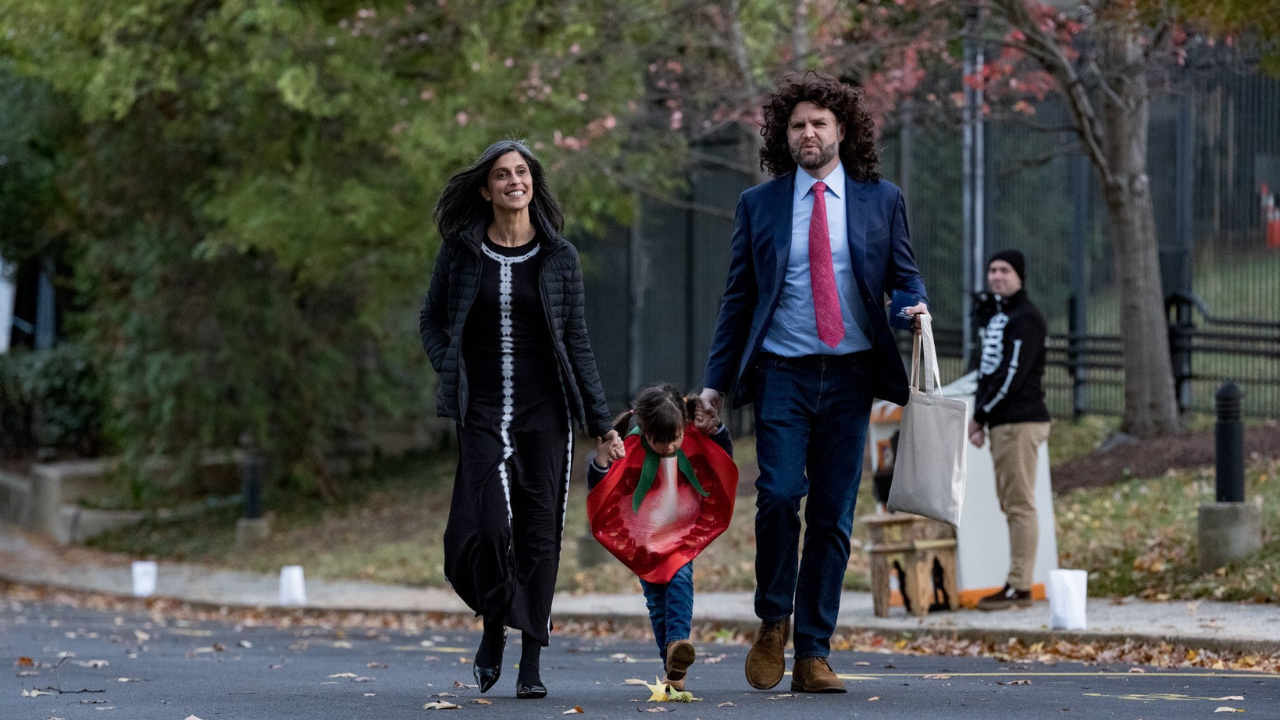 'Accomplished daughter of immigrants': Ro Khanna supports Usha Vance amid Hindu row, Meghan McCain says she's iconic