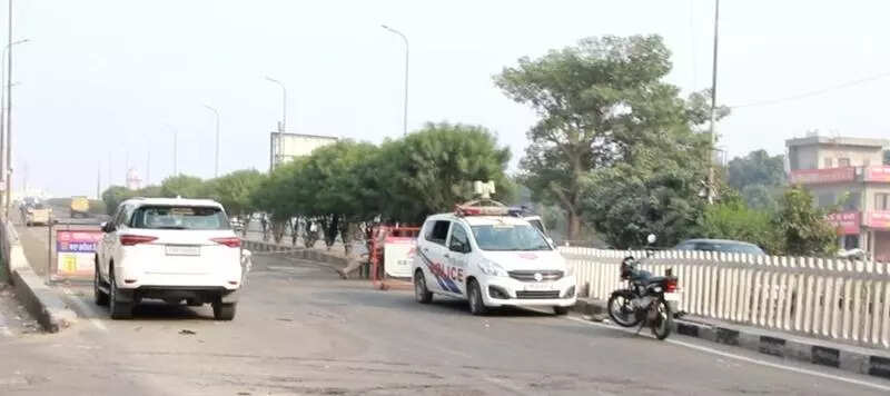 Lakkar Bridge road reconstruction begins after a decade