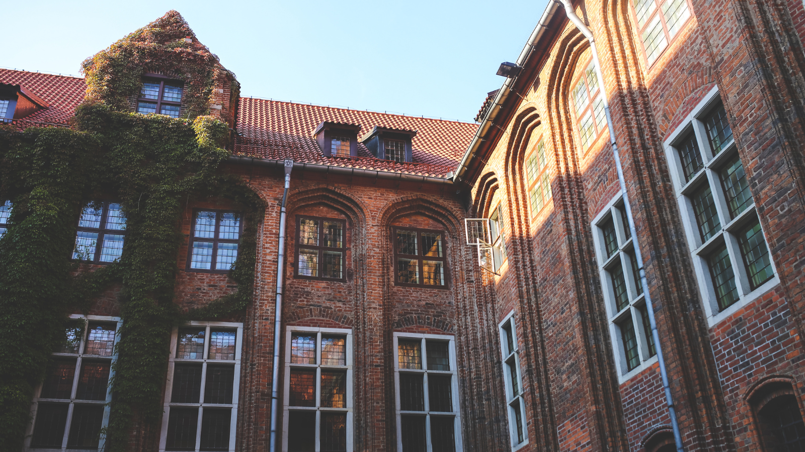 The haunting legacy of native American boarding schools: Carlisle and the struggle for truth