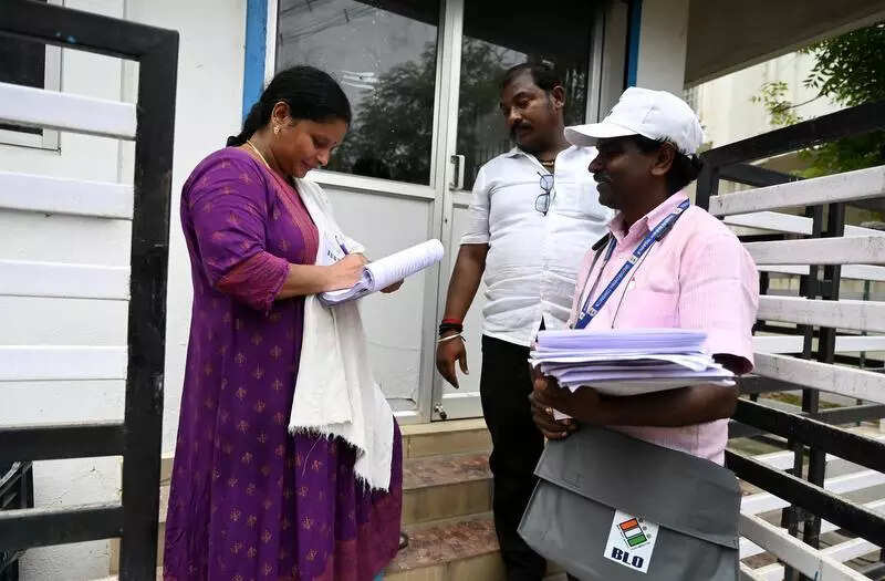 SIR: People upset over names missing in old rolls; 500 homes a day target rattles BLOs