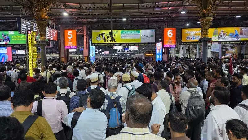 CSMT protest chaos: Mumbai lawyer seeks Bombay high court scrutiny over commuter deaths, demands accountability
