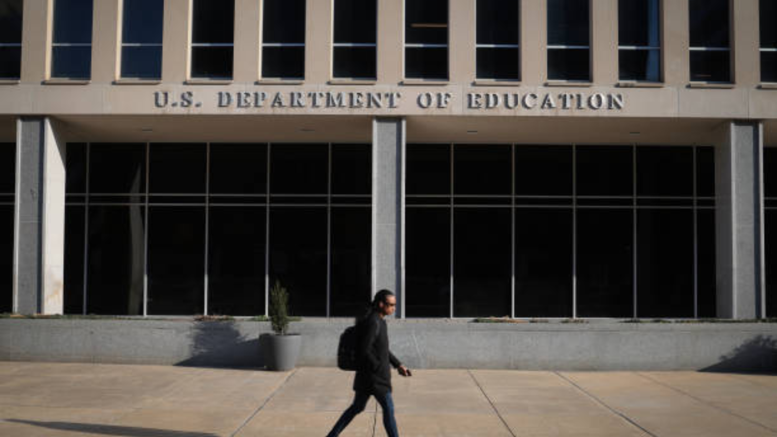 US Education Department finalizes major student loan reforms, capping graduate borrowing and simplifying repayment