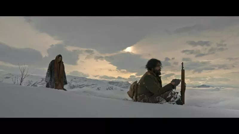 Art is the only force that dissolves borders, says Turkish director