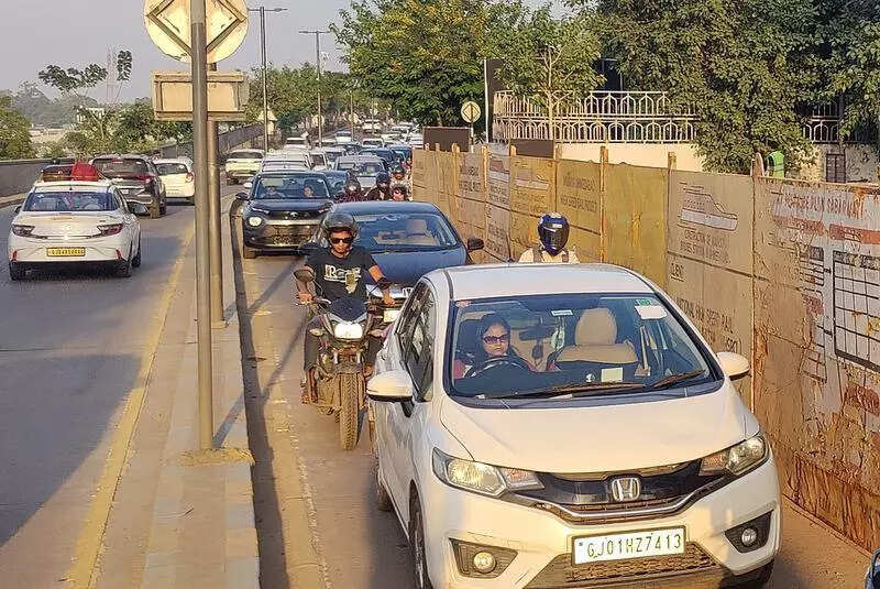 Ahmedabad: Bullet train work, road repairs choke traffic on riverfront