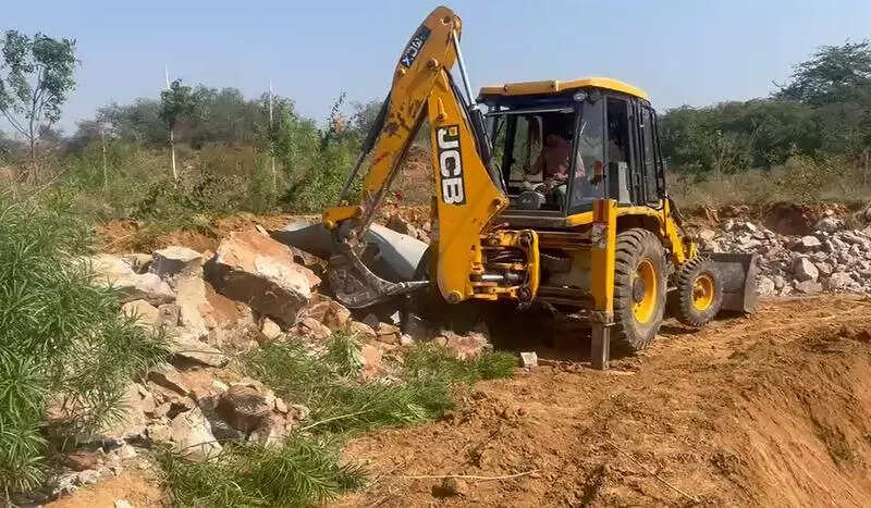 25 acres of Aravali forest cleared of farmhouses, walls