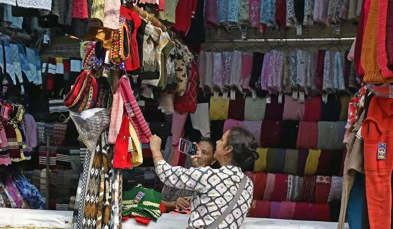 Min temp dips 3°C, may plunge below 20°C in next few days