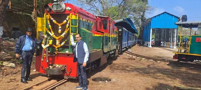 Navi Mumbai: Neral-Matheran train gets 76 riders after reopening