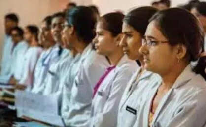 300 MBBS seats vacant after 3 rounds of counselling