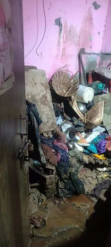 Gurgaon woman dies as roof collapses after days of leakage, family says warnings ignored