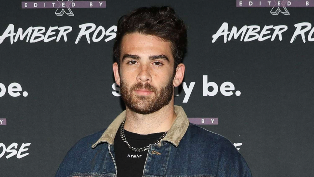 Hasan Piker Claps Back at China Propaganda Accusations, Drops Unexpected Cuba Prison Take
