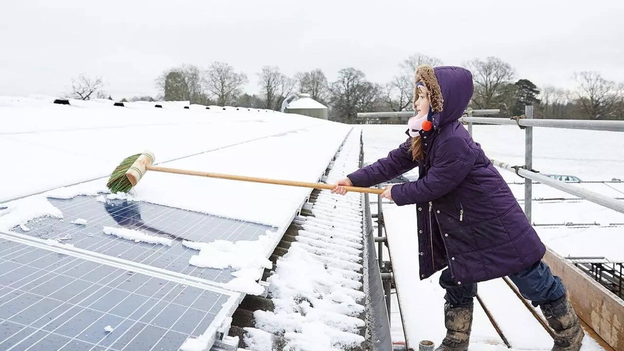 How solar panels really work in winter: Their performance in snow, cold temperatures, and low sunlight