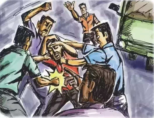 Gangs clash on road near Georgetown court, rowdies rule on Pallavan Salai