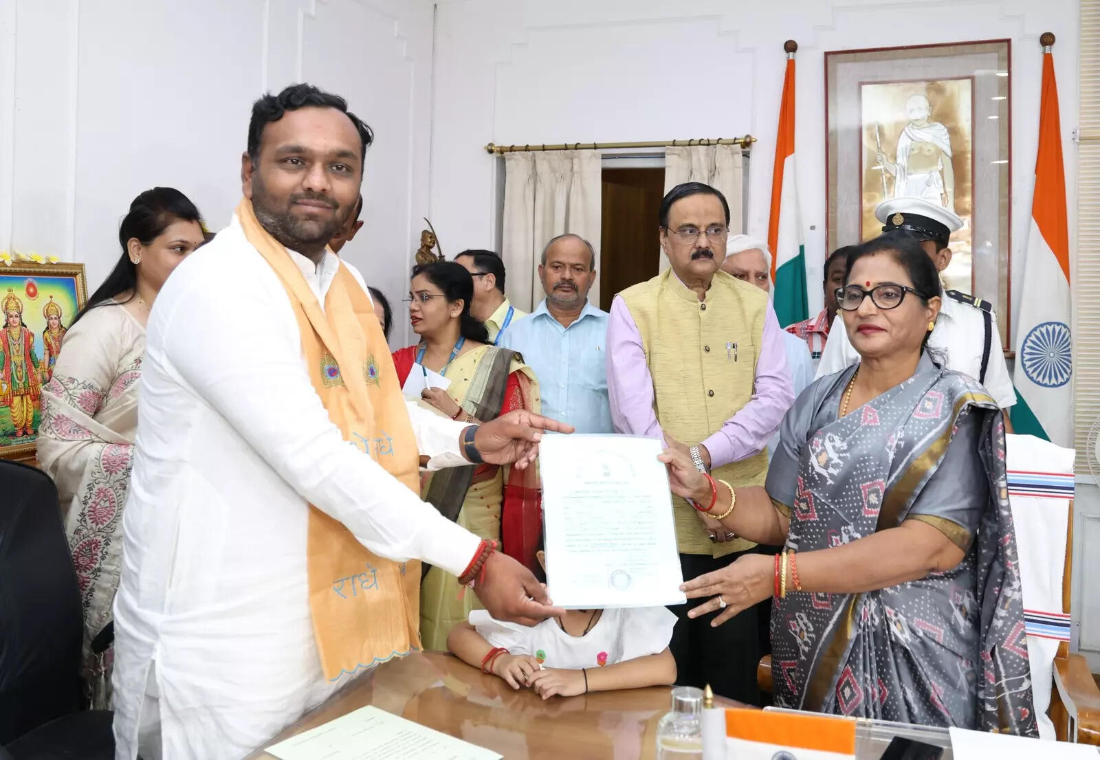 Jay Dholakia sworn in as MLA in Odisha boosting party numbers