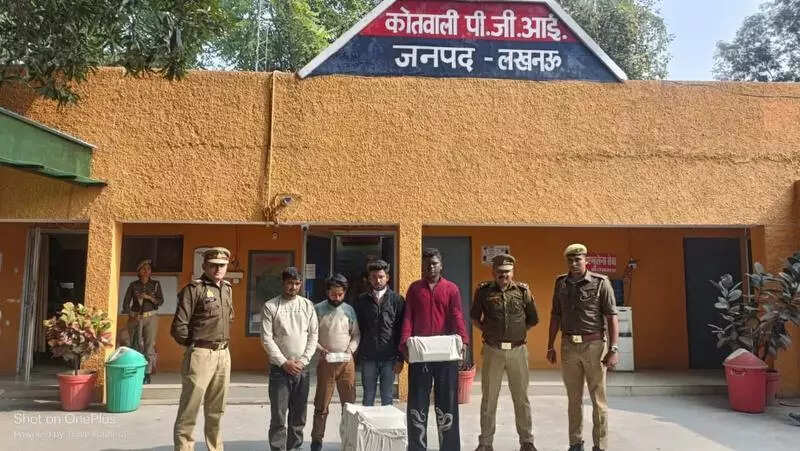 Cops bust interstate theft gang, crack multiple burglary cases