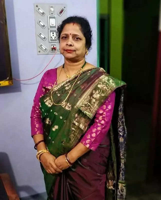 Nadia BLO dies by suicide, note blames EC for death