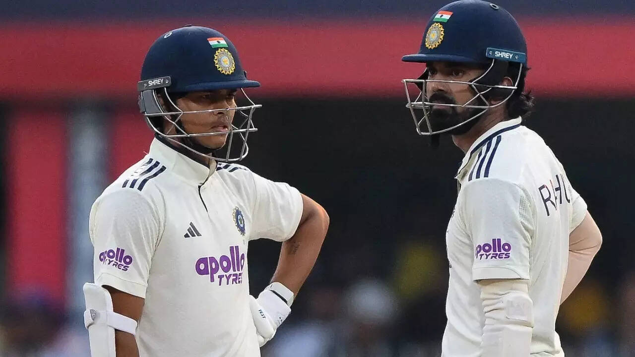 IND vs SA LIVE: Jansen continues six-hitting spree after centurion Muthusamy departs