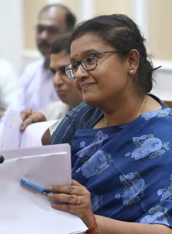 Neither ECI nor politicos coercing BLOs; no voter will be left out: CEO