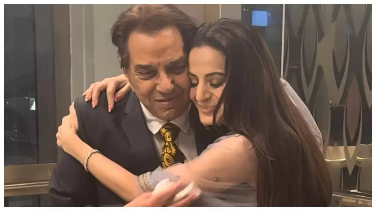 Ameesha Patel says Dharmendra always made her feel like family