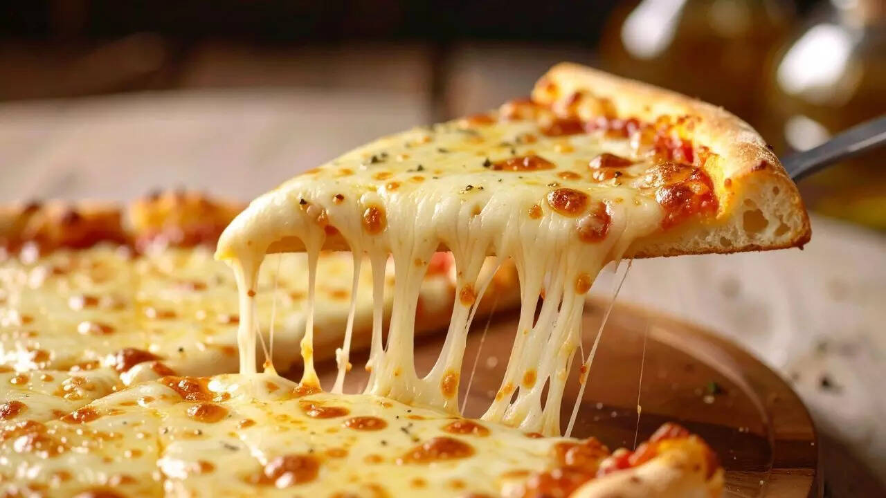 Cheese consumption and dementia risk: What your weekly cheese habit may reveal about future brain health