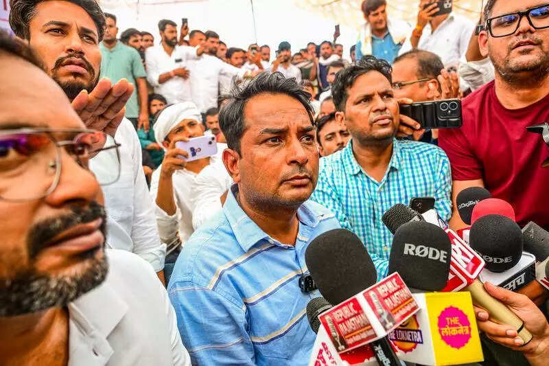 msid 125573615,imgsize 72598 https://jaipur.visitinrajasthan.com/wp-content/uploads/2023/10/cropped-cropped-R-2.png