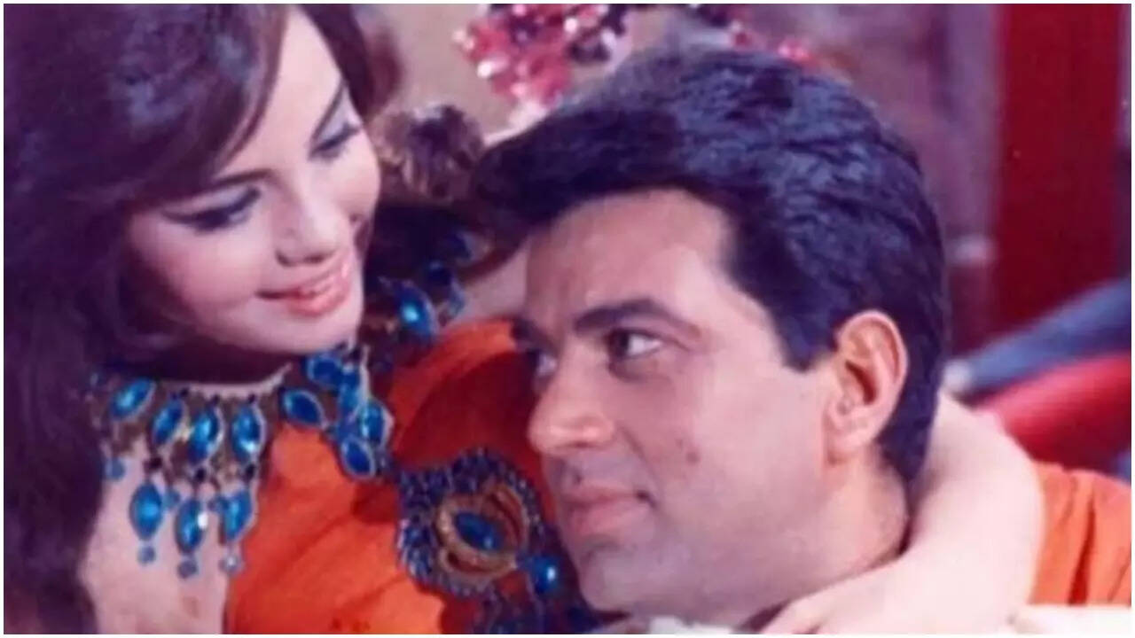 Mumtaz pays tribute to Dharmendra: 'You are always with us'