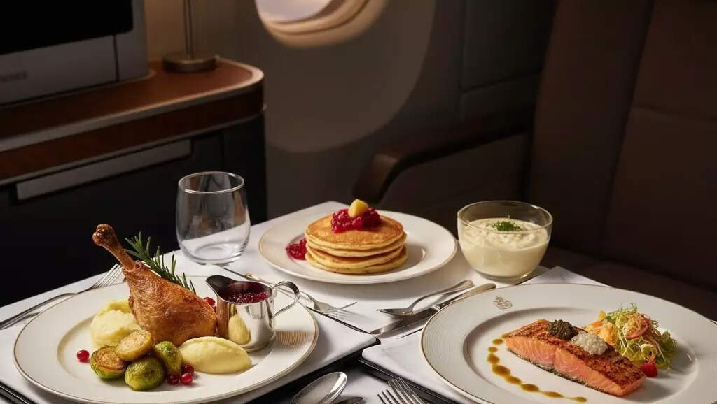 Emirates offers a Thanksgiving menu at 35,000 feet — with turkey trimmings and NBA action onboard