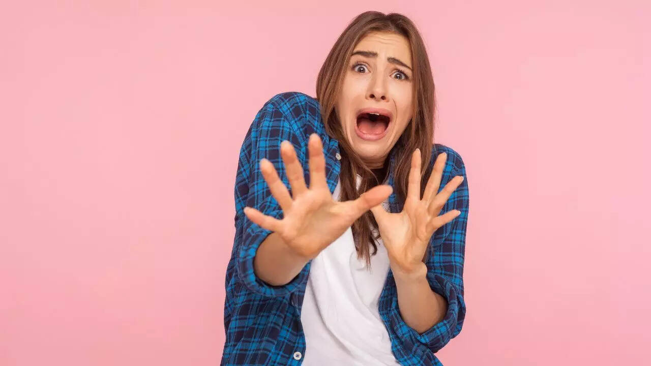 A rare brain disorder where you don’t feel fear and why it’s more dangerous than you think