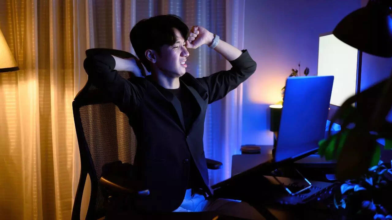 How everyday foods like tea and coffee can protect your heart from damage caused by prolonged sitting