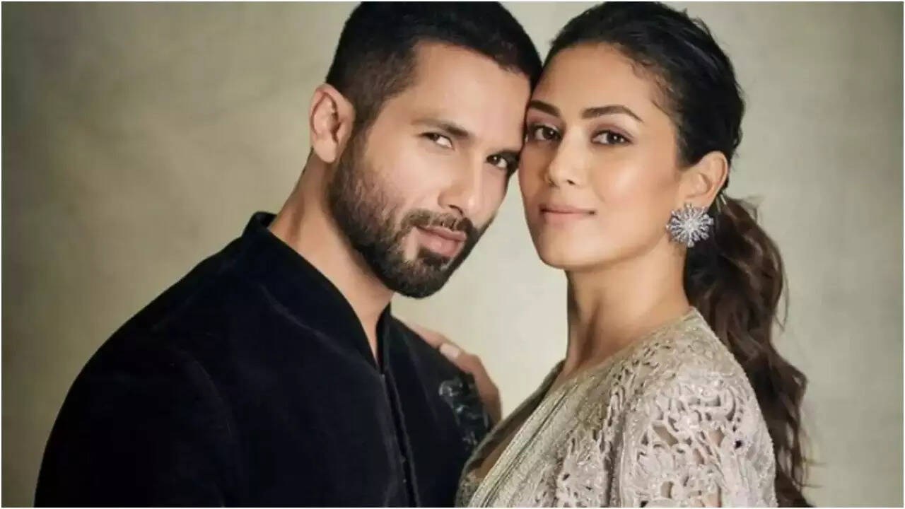 Mira shares Shahid's 10-year-old reception invite