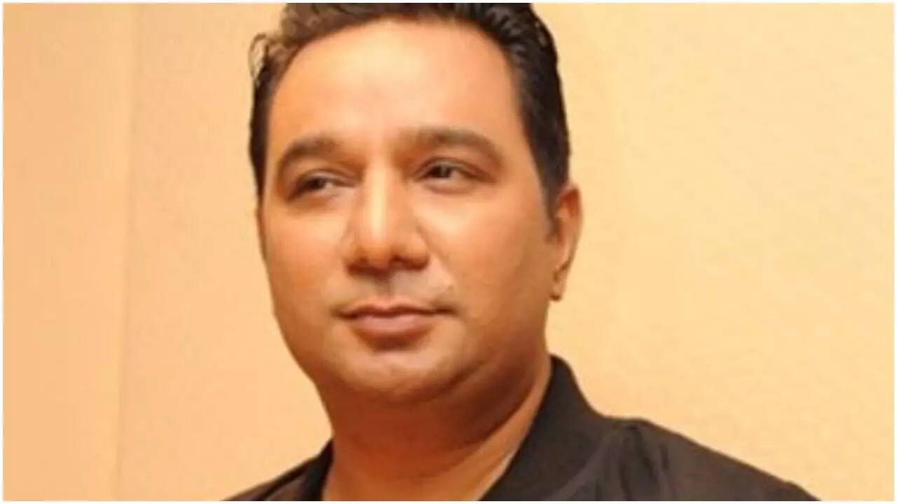 Rangeela: Ahmed reveals how Aamir and Urmila's support