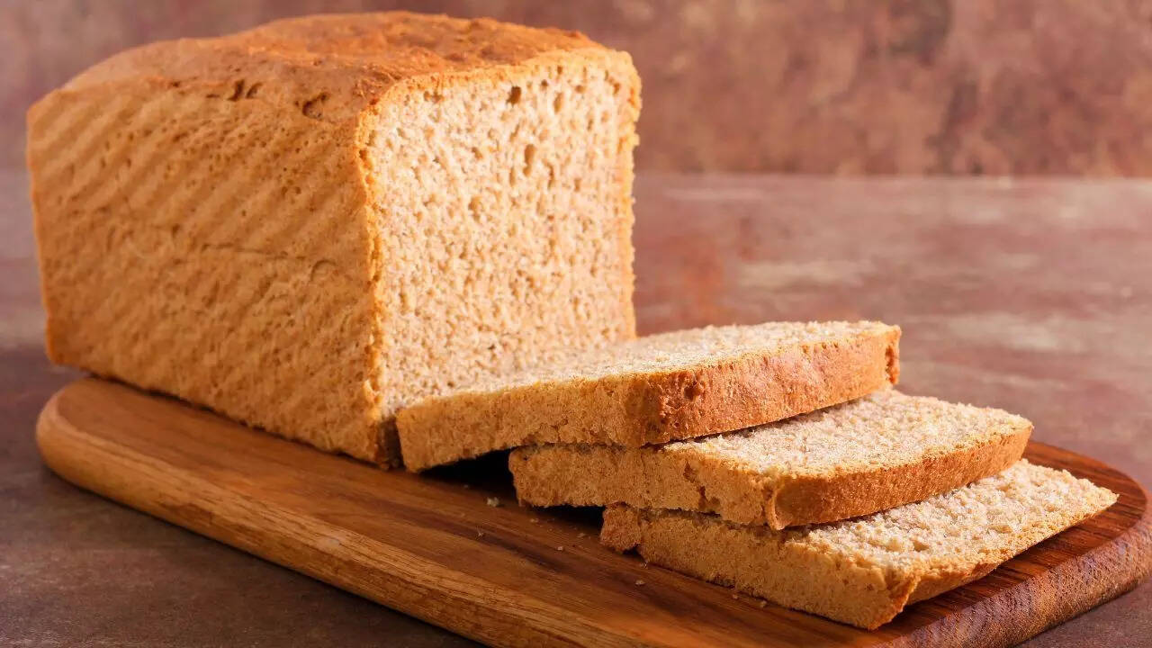 How freezing your bread makes it healthier for blood sugar control and gut health