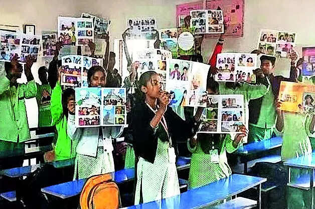 Bold move: JPEC &amp; Unicef build confidence among girl students