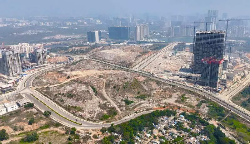 Neopolis auction sets new record, hits 151cr per acre