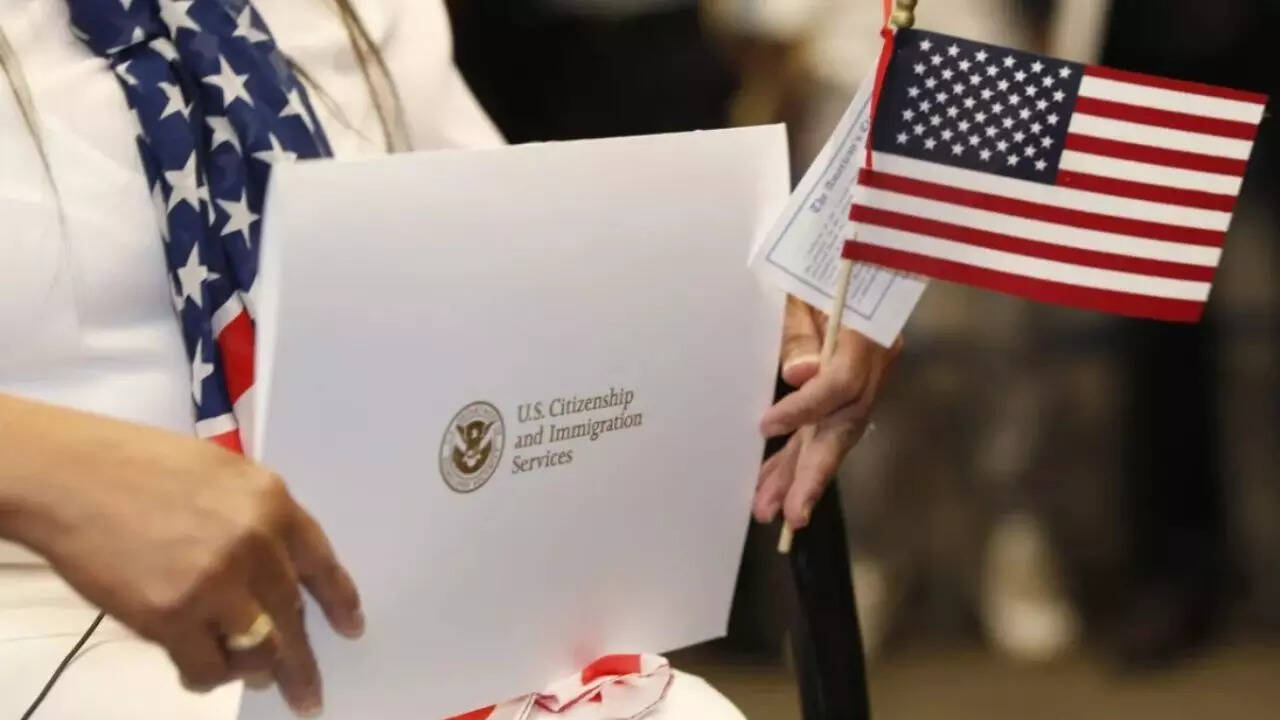 Trump pauses all asylum decisions; order follows shooting near White House