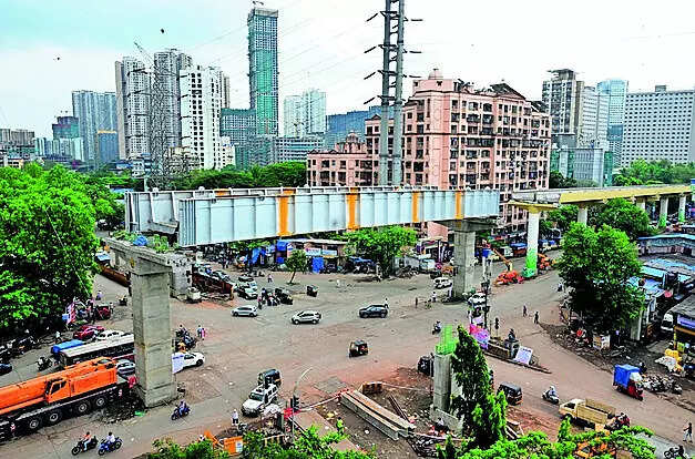 In BJP bastion Mulund, residents question 'vikas' amid civic decline