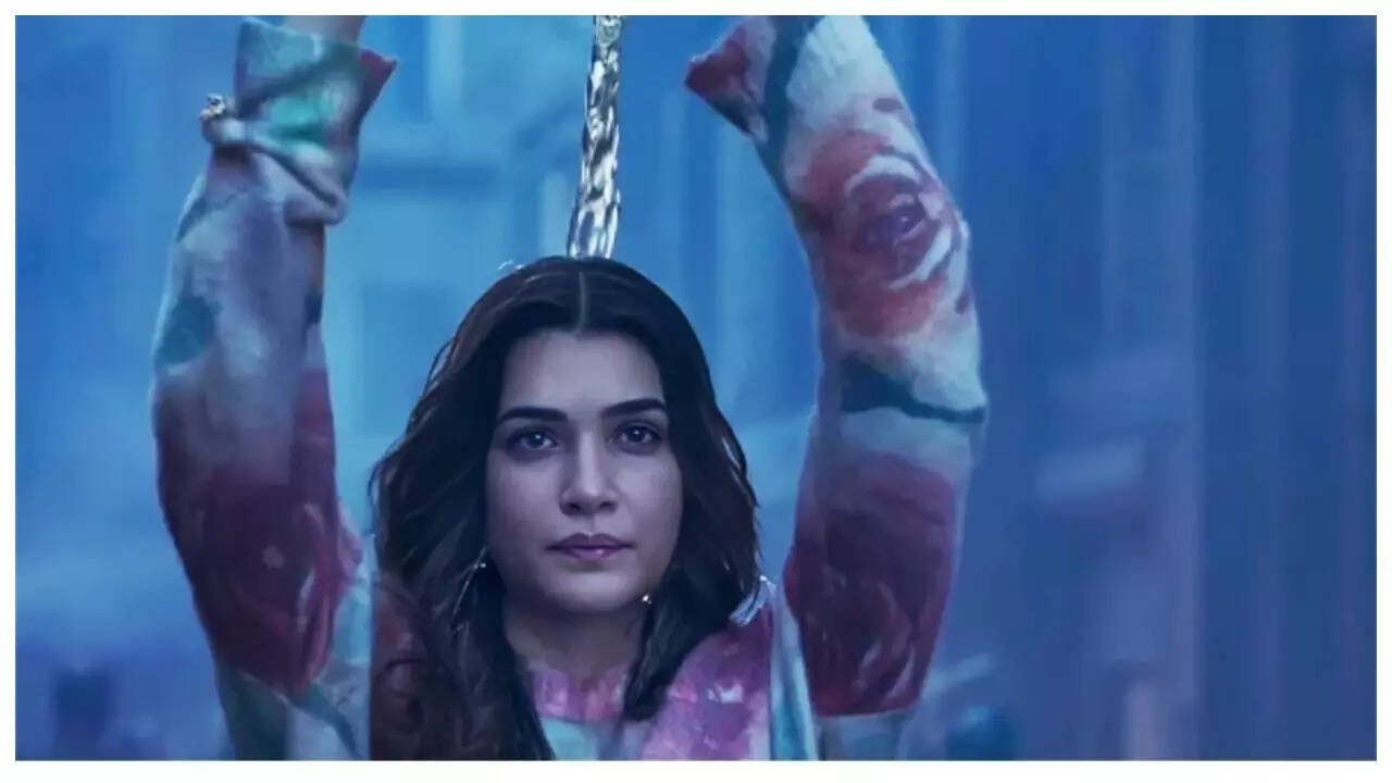 TIM beats Bachchhan Paandey to score Kriti's 3rd biggest day 1