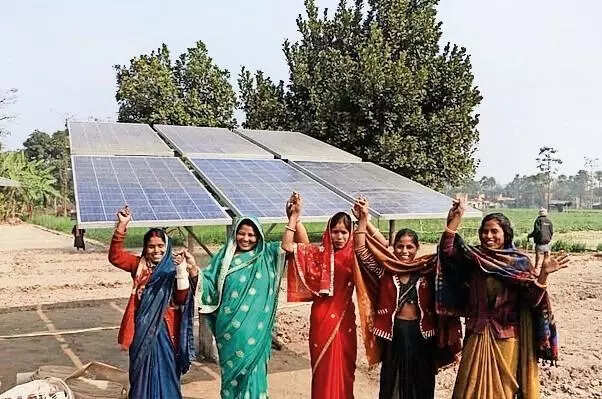 Platform for peer-to-peer lending changes lives, hits 100 cr loans