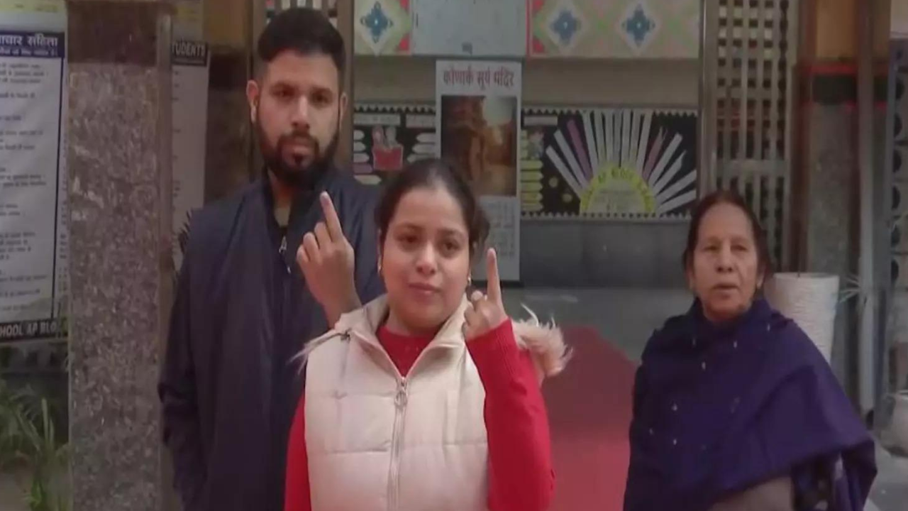 Delhi: Voting for MCD bypolls in 12 wards begins